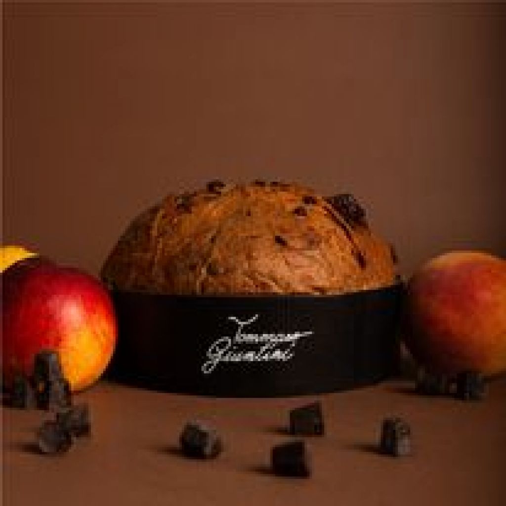 Panettone alle pesche e cioccolato 750 gr