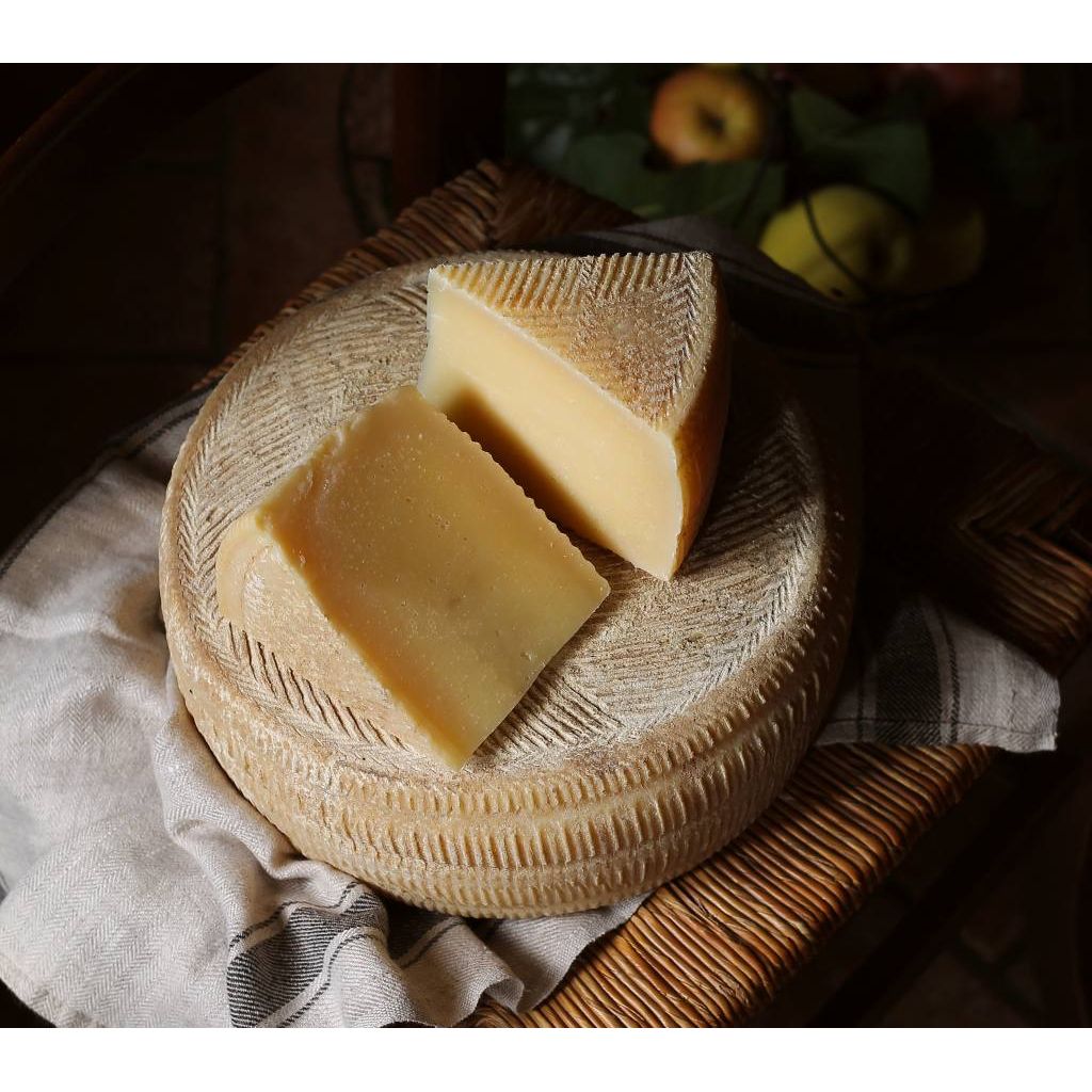 Formaggio Latteria BIO stagionato