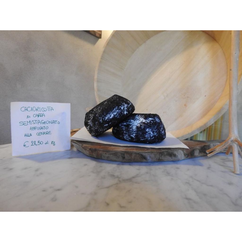 CACIORICOTTA SEMIST.nella CENERE