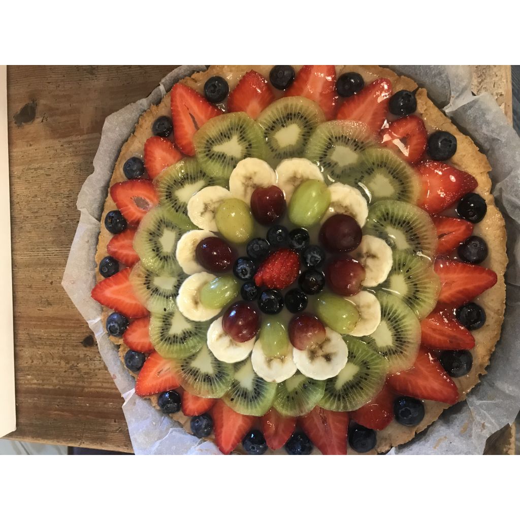 Vegan fruit tart