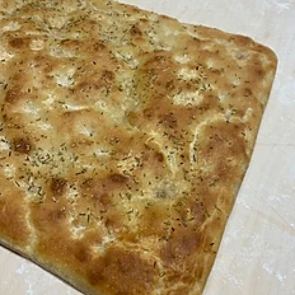 SCHIACCIATA AL ROSMARINO