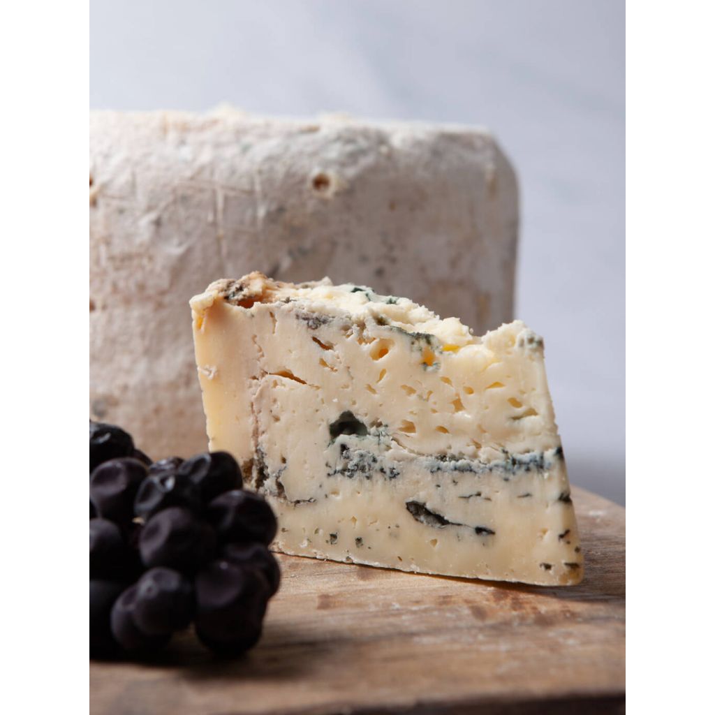Trancio di Formaggio erborinato (tipo Gorgonzola) - 300 gr BIO