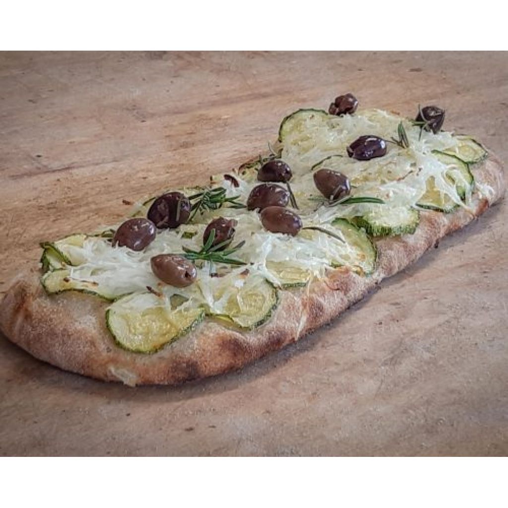 Pizza ZUCCHINE,PATATE, OLIVE TAGGIASCHE, ROSMARINO