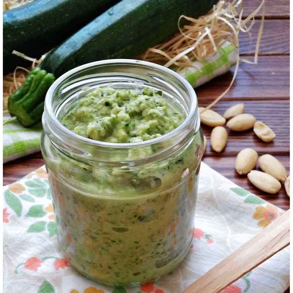 Pesto di zucchine con pistacchi e mandorle siciliane - 220 gr