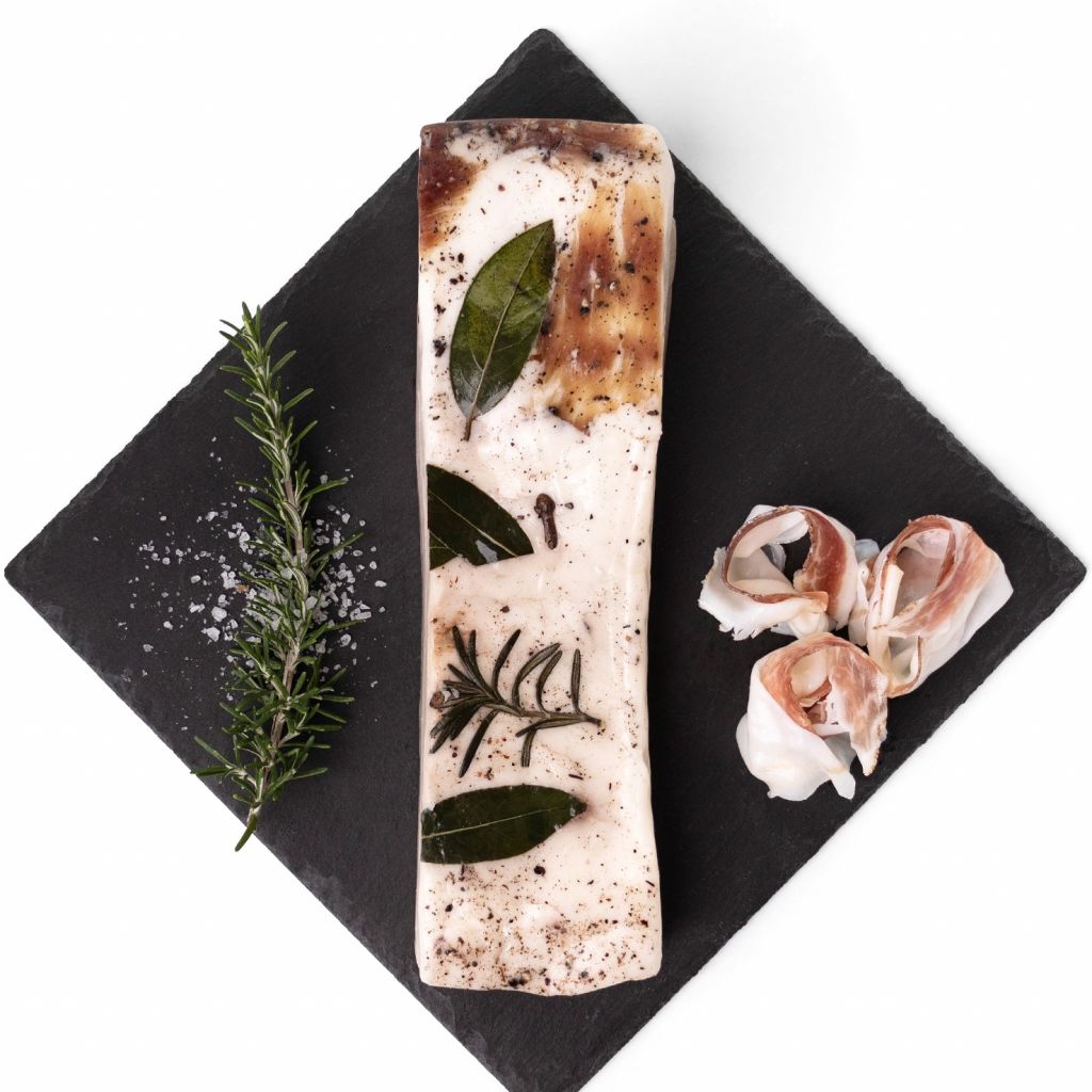 Lardo aromatizzato