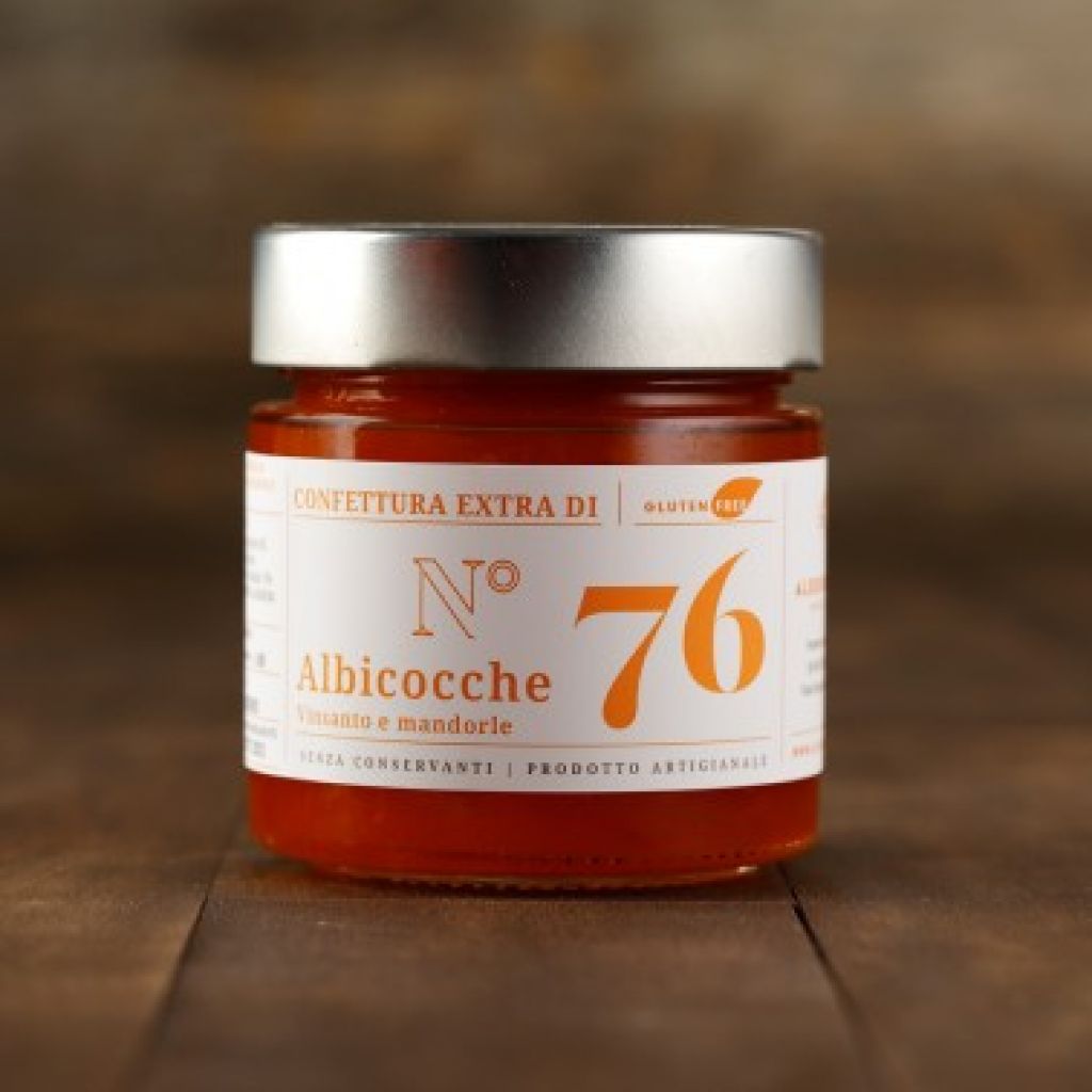 Confettura extra n&deg;76 di Albicocche vin santo e mandorle