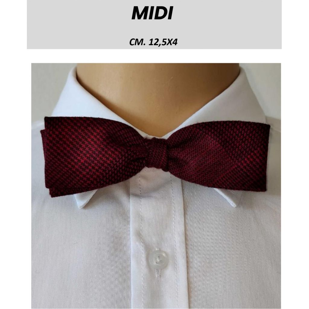 Pre-tied bow tie