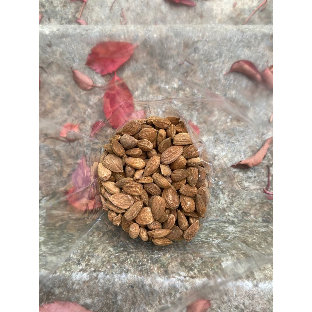 Mandorle rustiche sgusciate