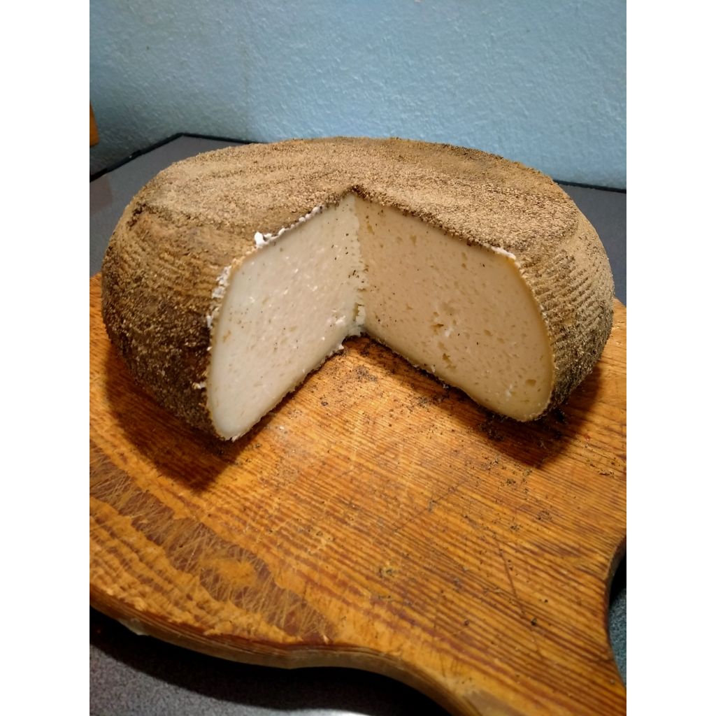 Cacio in camicia nero