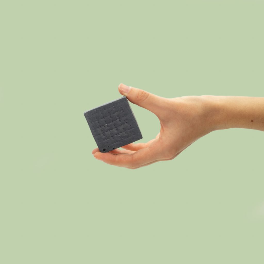 Detergente viso pelle grassa - solido e detox - 70gr