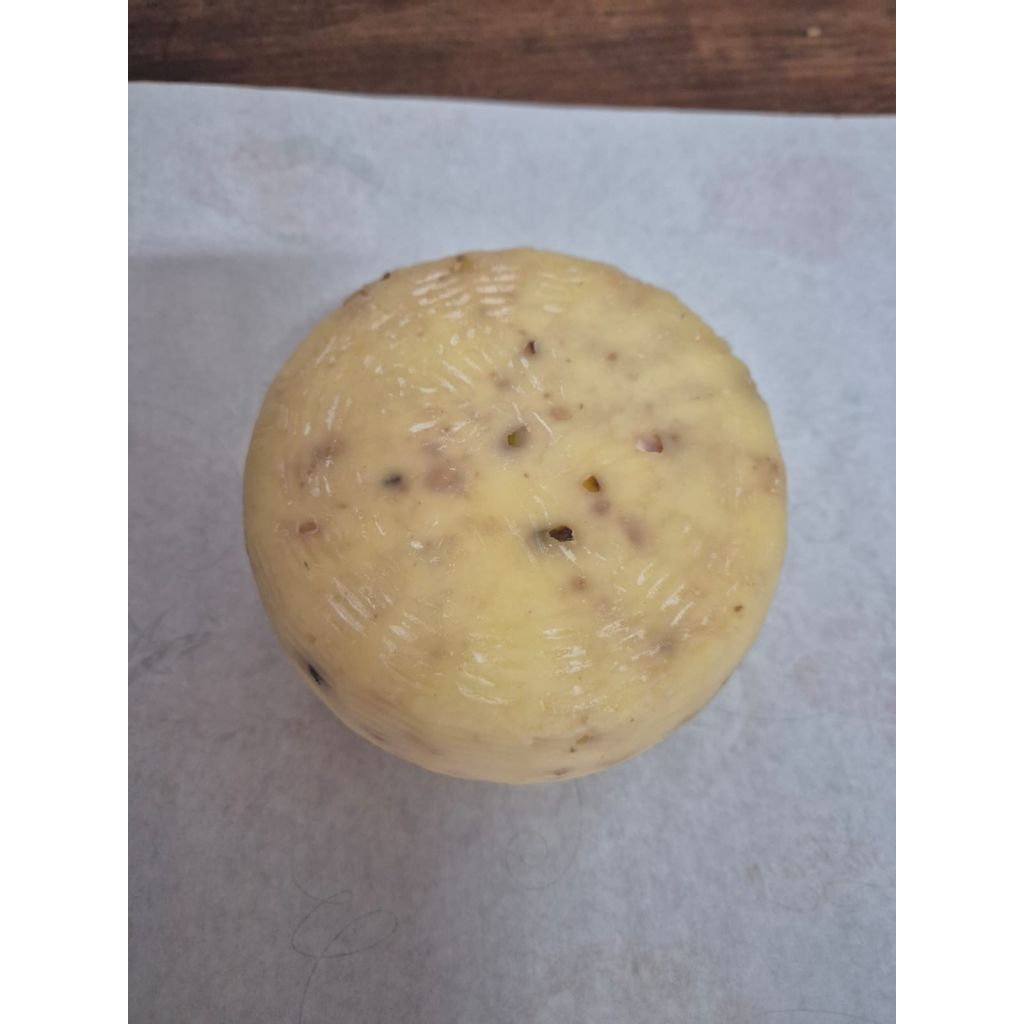 Pecorino Formaggio Fresco Noci e Pistacchio Calabrese, Italia - circa 1.150 kg