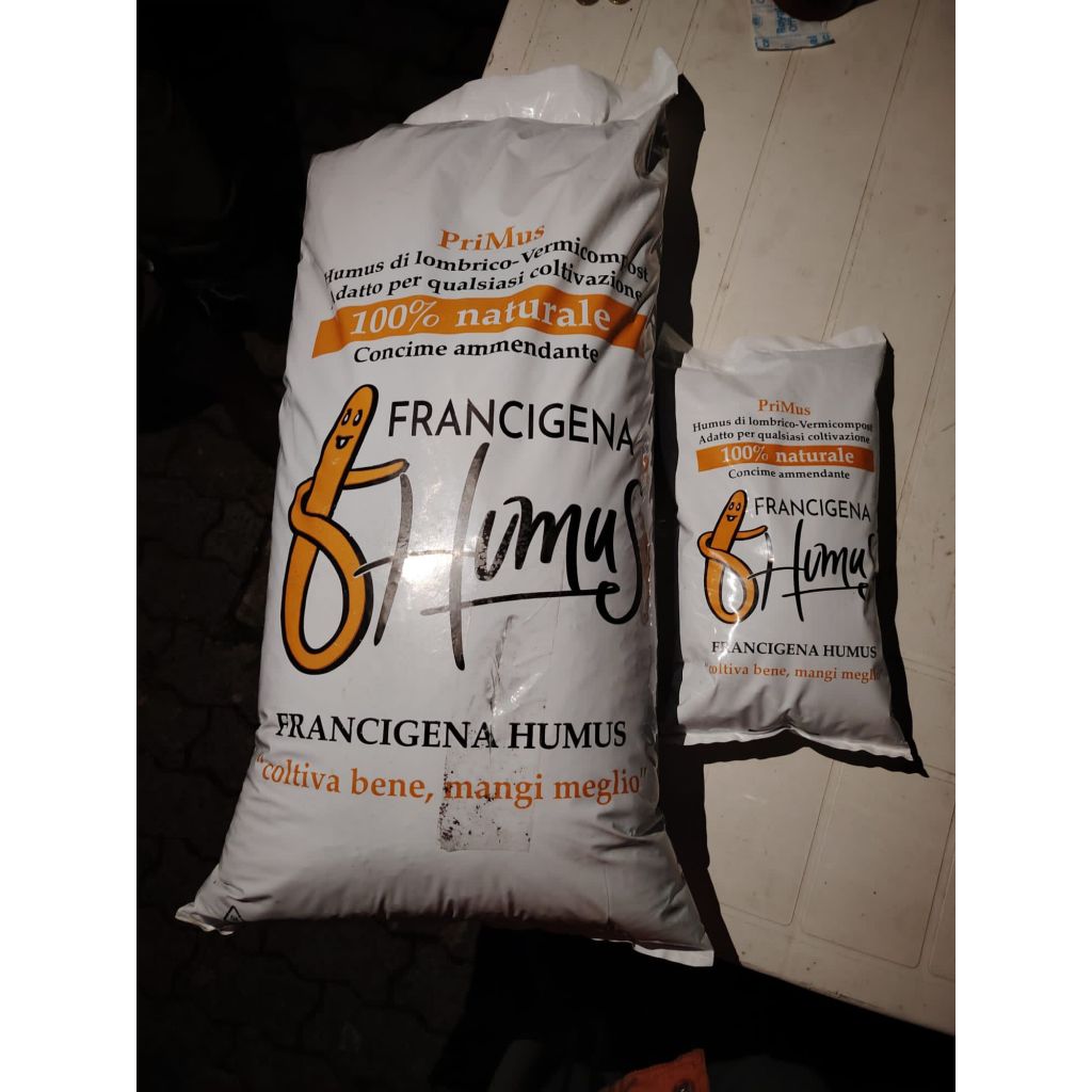 Sacco da 20 litri di humus di lombrico
