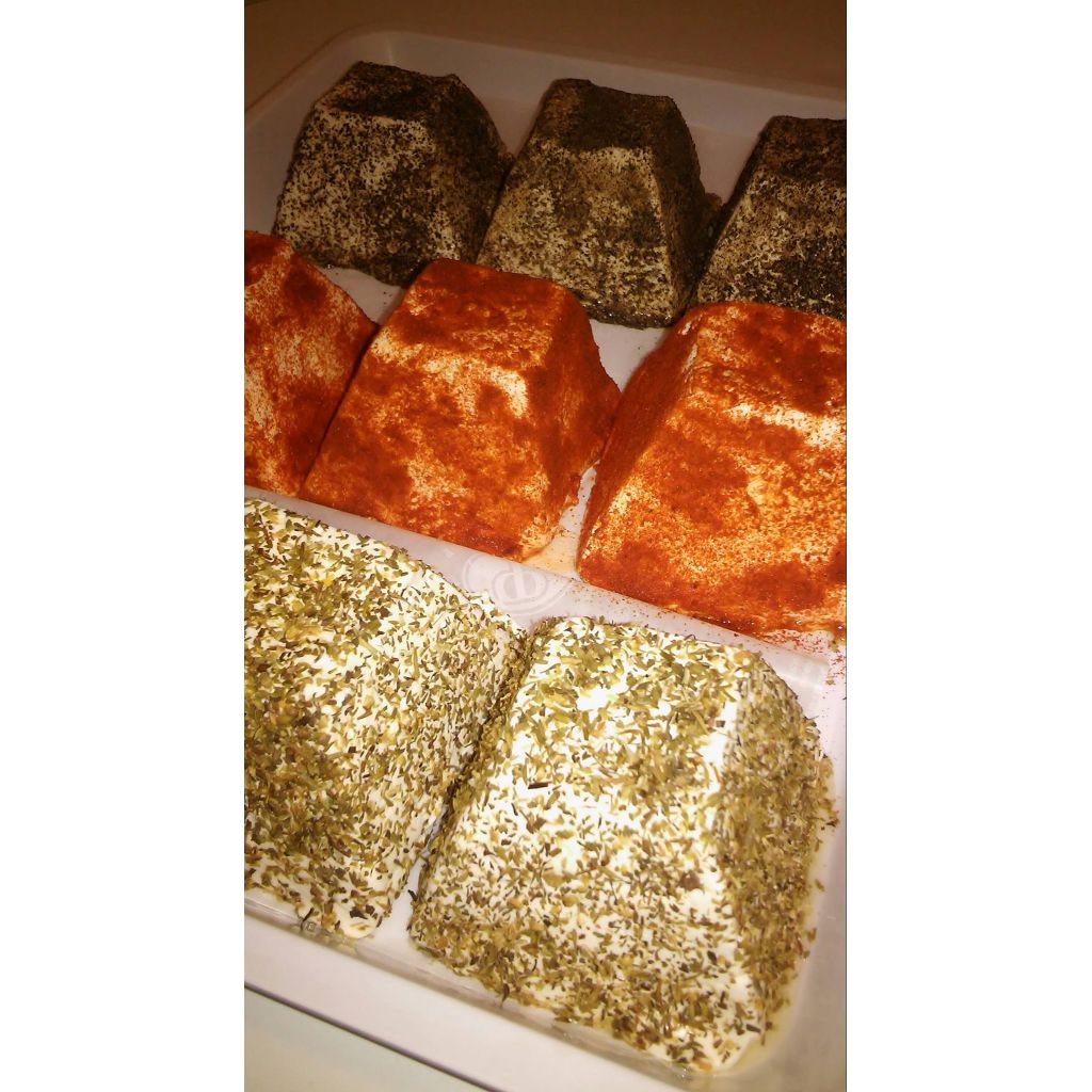 Caprino sotto pepe- circa 250g (peso variabile)