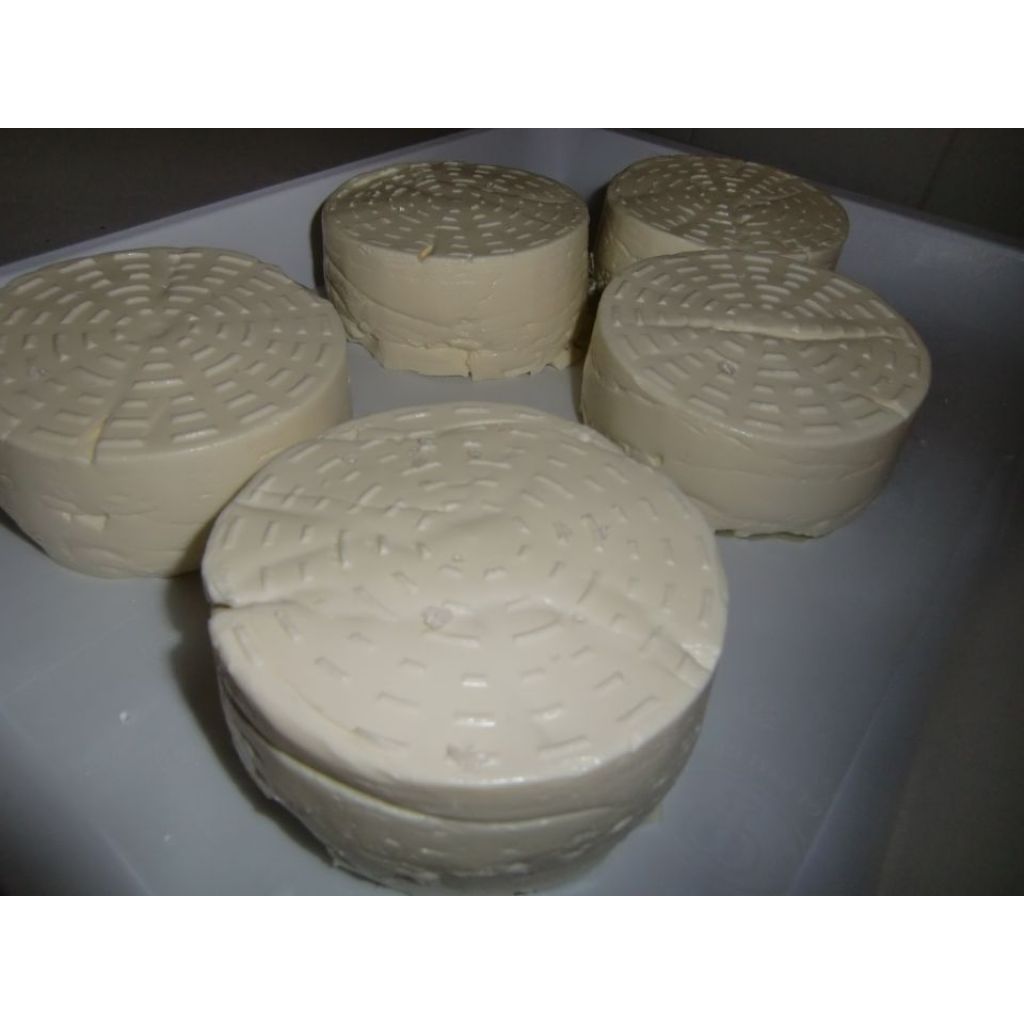 Similcaprino - circa 250gr, il prezzo varia in base al peso