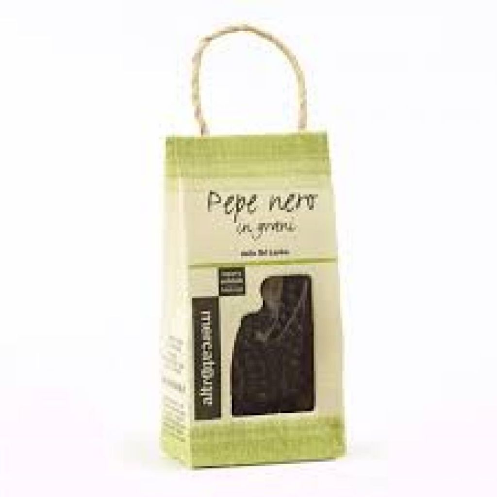 011548 Black peppercorns